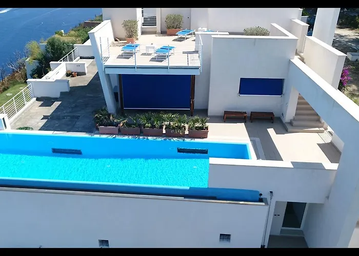 Blu Infinito Вилла-Сан-Джованни